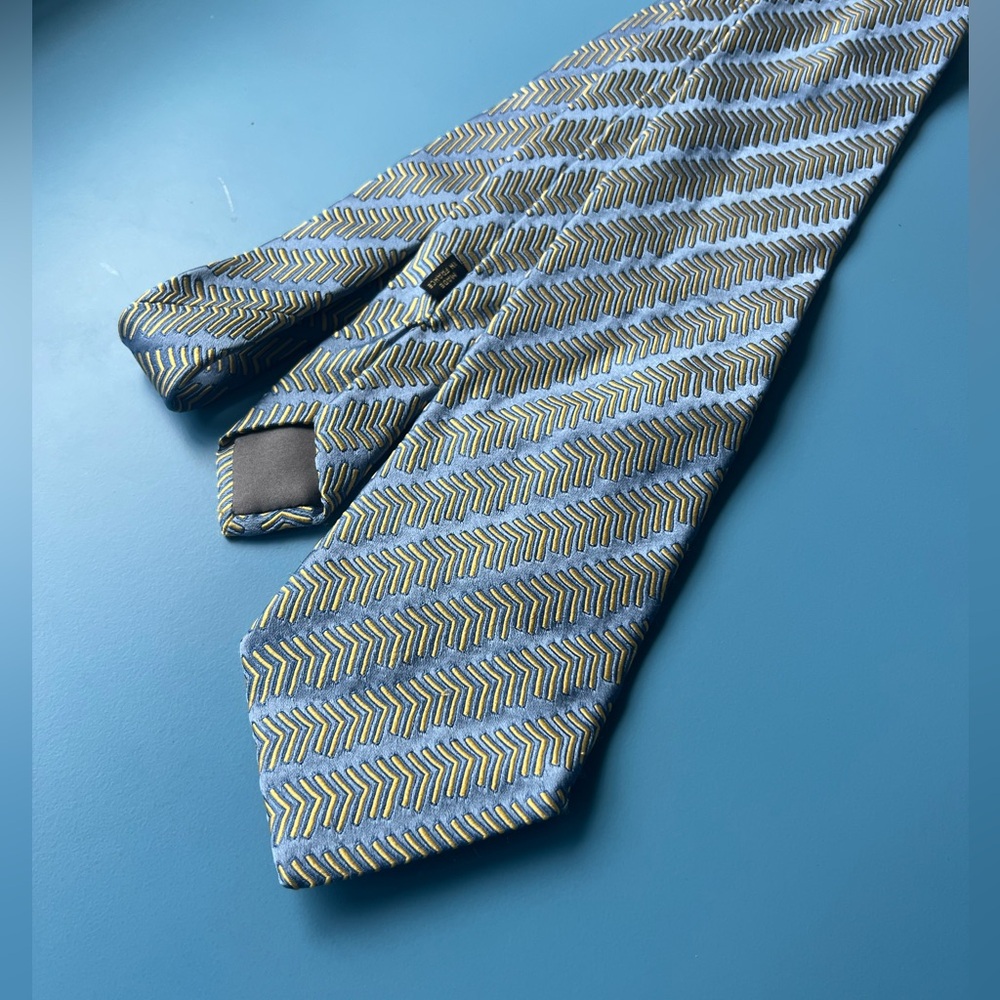 CHARVET Place Vendôme 100% Silk Tie